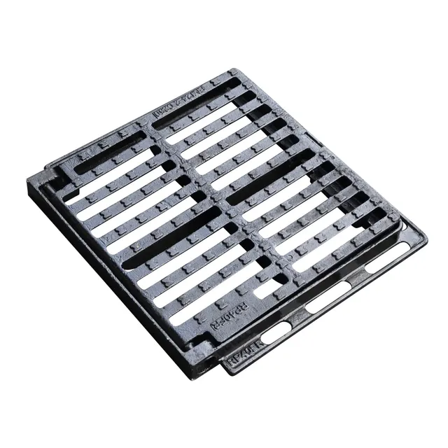 jardibric-grille-regard-fonte-c250-400x400-mm-pmr-avec-cadre image 1